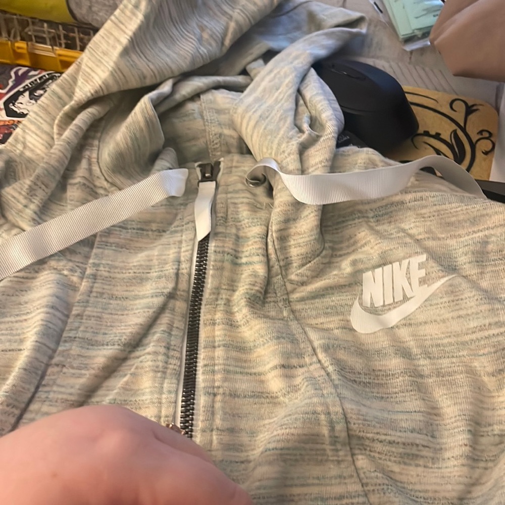 Nike women’s full zip hoodie